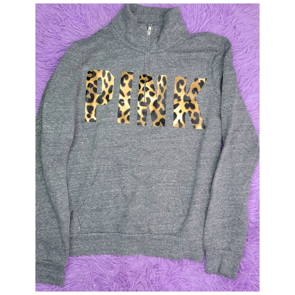 Victoria Secret VS PINK Medium Cheetah Half Zip Pullover